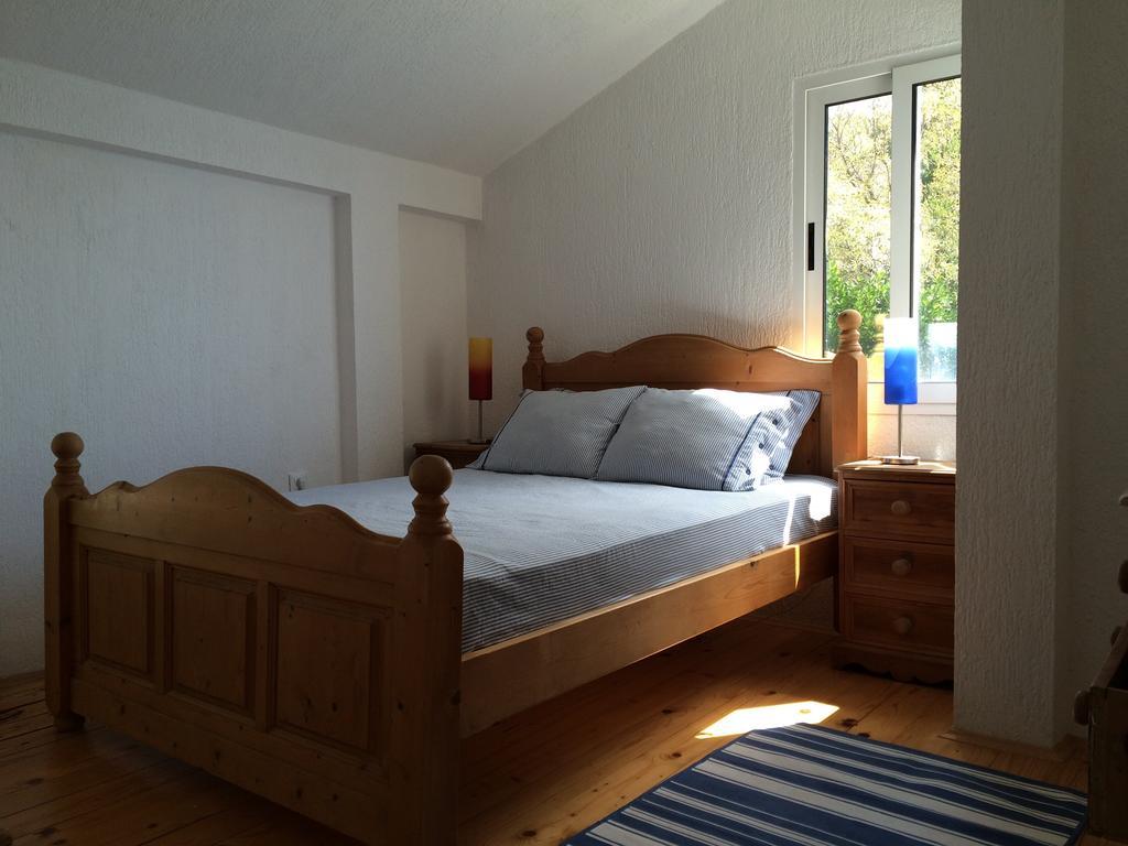 Holiday Home Mala Duba Zivogosce Bilik gambar